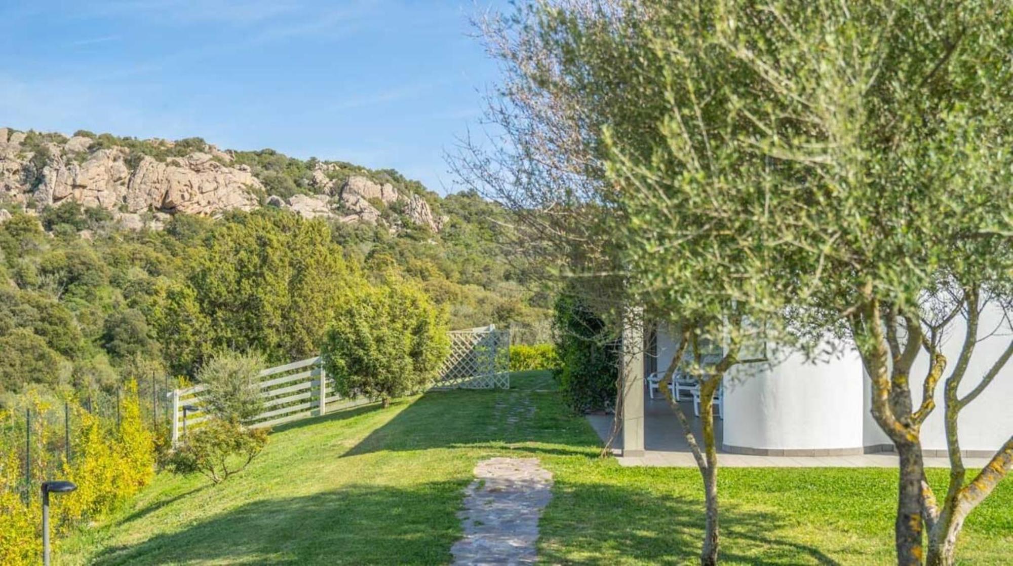 Spartaco Eco Retreat San Pantaleo Sole Ruiu エクステリア 写真