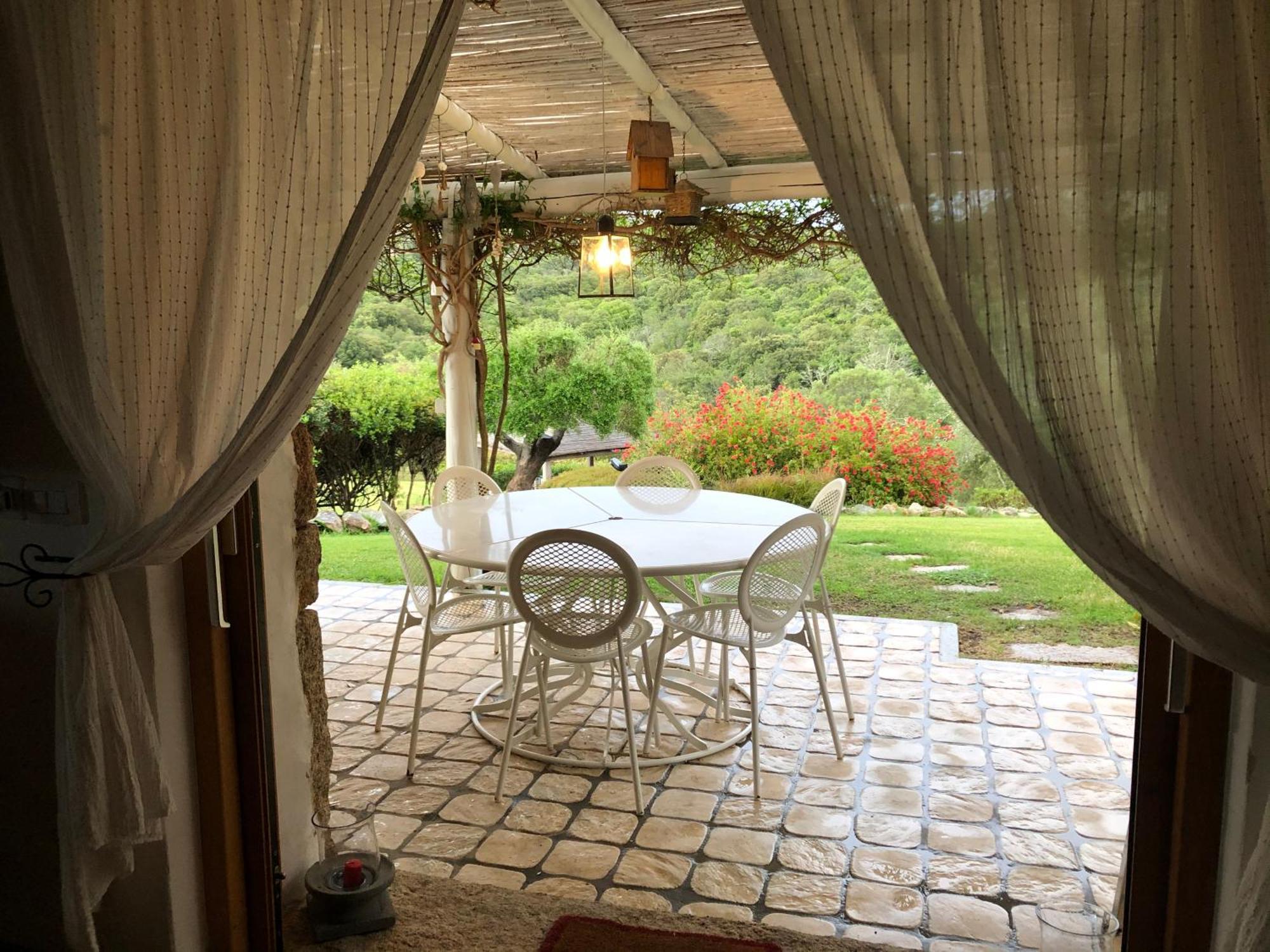 Spartaco Eco Retreat San Pantaleo Sole Ruiu 部屋 写真